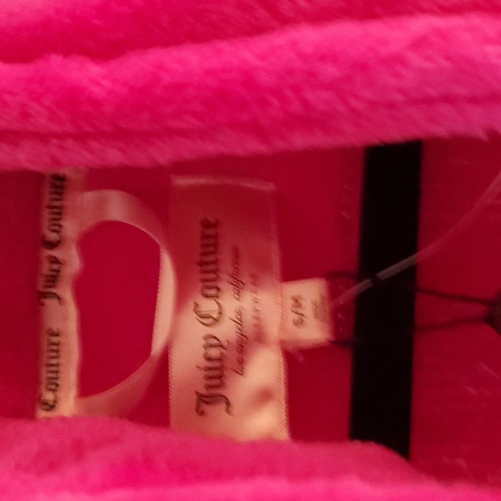 Juicy Couture Dump Him Plush Pink Robe - Picture 4 of 5